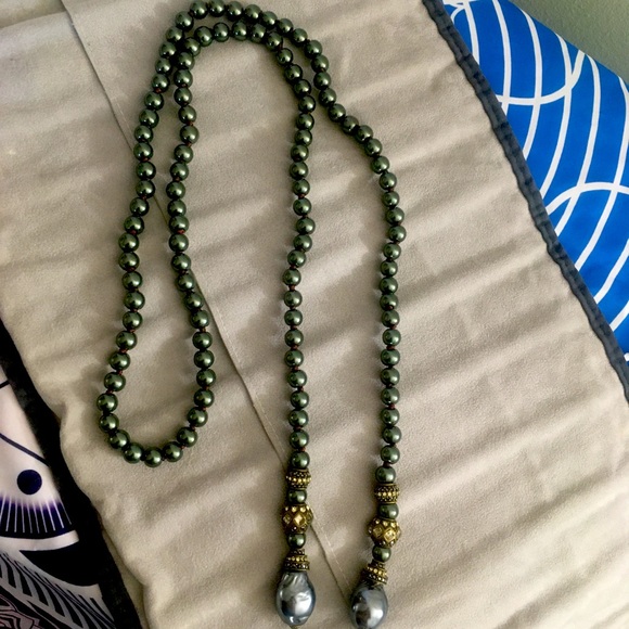 Heidi Daus Swarovski Dyed Tahitian Pearl Scarf - Picture 4 of 13